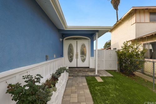 17415 Keene Ave, Long Beach, CA 90746-1619