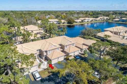 314 Emerald Bay Cir, Naples FL  34110-8666 exterior