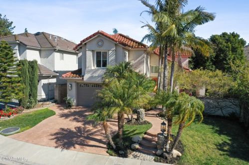510 Ulverston St, Calabasas, CA 91377-4824
