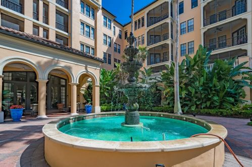 500 Mirasol Cir, Kissimmee FL 34747-5143 exterior