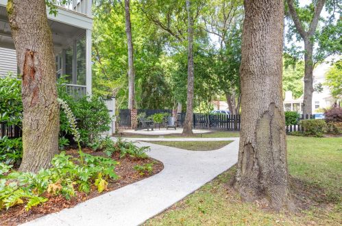 109 Shelmore Blvd, Mount Pleasant SC  29464-6614 exterior