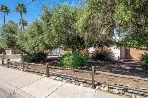 5818 Granite Reef Rd, Scottsdale, AZ 85250-6289
