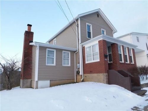 225 Avenue B, Latrobe, PA 15650-3212