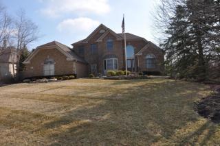 8212 Millhouse Ln, Dublin, OH 43016-8286