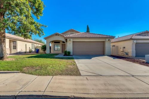 6245 Mills St, Mesa, AZ 85215-2126