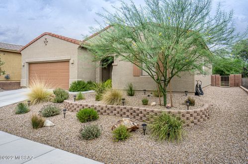 5529 Fissure Peak Dr, Green Valley, AZ 85622-8111