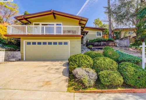 18674 Center St, Hayward, CA 94546-2526
