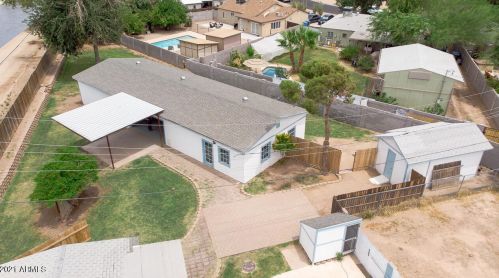 4333 17 Ave, Phoenix AZ 85085-6300 exterior