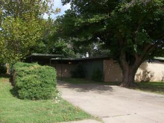 2506 46th St, Lubbock, TX 79413-3638