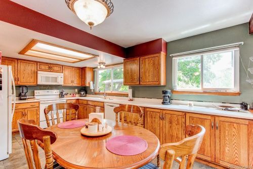 16034 Loyola Dr, Denver CO 80013-3315 exterior