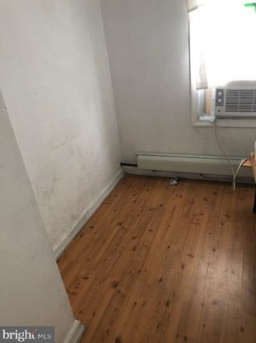 880 Lamberton St, Trenton NJ  08611-3410 exterior