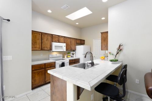 3084 Thistle Dr, Lake Havasu City AZ  86406-5519 exterior