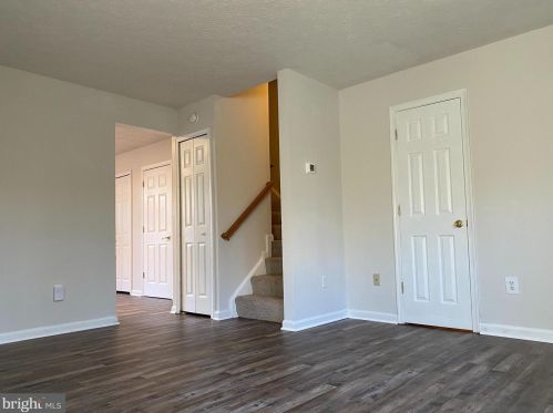 9609 Coventry Creek Dr, Fredericksburg VA  22408-7754 exterior