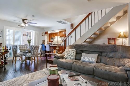 13673 Comuna Dr, Poway CA  92064-4638 exterior