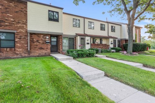 9382 Bradley Rd, Milwaukee, WI 53224-2925