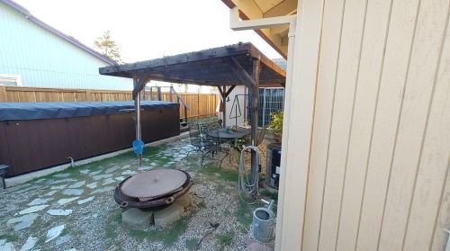 7341 Silver View Way, Rio Linda CA  95673-1334 exterior