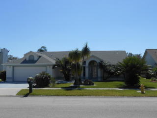 2785 Forest Run Dr, Melbourne, FL 32935-7119