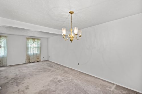 1220 Harvest Ct, Bridgeville PA  15017-1108 exterior