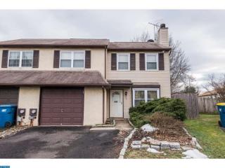 108 Cobblestone Cir, Horsham, PA 19044-1824