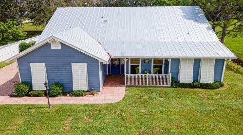 5322 Chicopa St, Fort Pierce, FL 34983-2322
