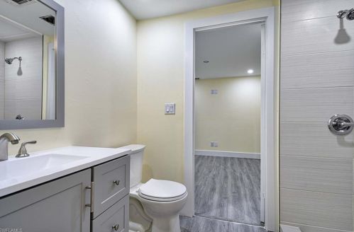 23 Derhenson Dr, Naples FL  34114-8202 exterior