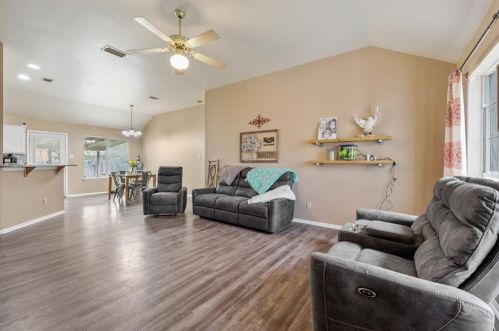 119 Finch Ln, Georgetown TX  78626-7384 exterior