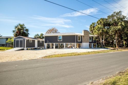 5648 Garcia Rd, Homosassa, FL 34448-4308