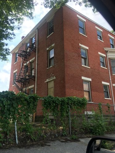 3002 Burnet Ave, Cincinnati OH  45219-2420 exterior