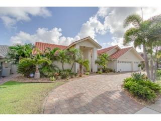 14111 Joel Ct, Largo, FL 33774-5107