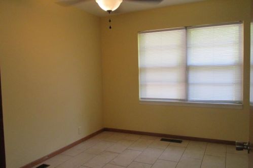 2825 Mckinney St, Denton TX  76209-6423 exterior