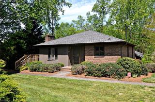 200 Ridgelea Ct, Winston Salem, NC 27104-4472