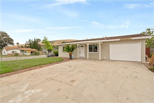 1501 Windsor, San Bernardino CA  92407-3363 exterior