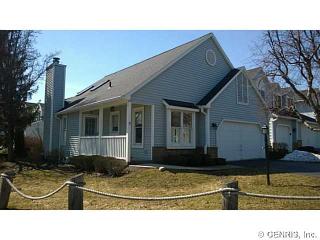 35 Yacht Club Dr, Canandaigua, NY 14424-2483
