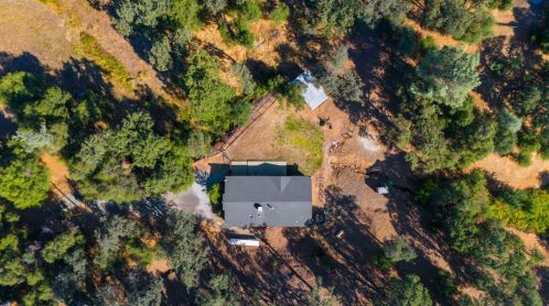 18708 1st Ave, Tuolumne CA  95379-9716 exterior