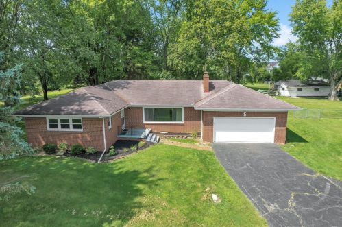 3048 Rome Corners Rd, Galena, OH 43021-9374