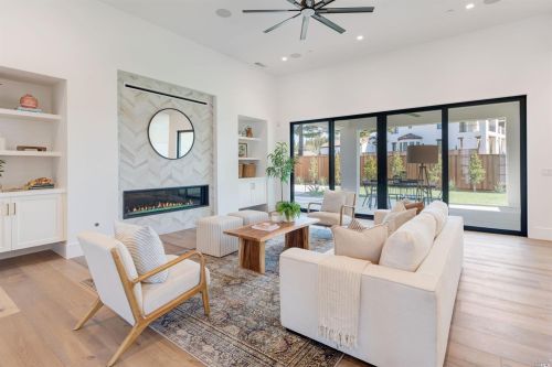 3732 Lakebriar Pl, Santa Rosa, CA 95403-0947