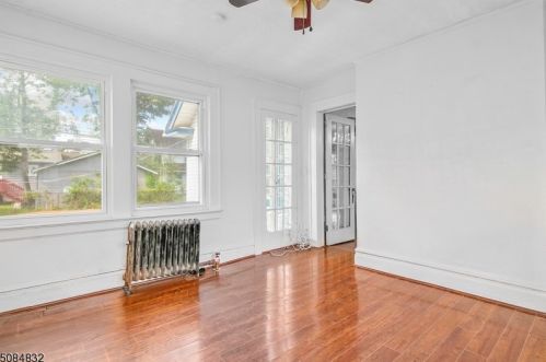 42 Park End Pl, East Orange NJ  07018-1113 exterior