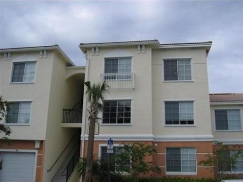 9209 Myrtlewood Cir, West Palm Beach, FL 33418-6748