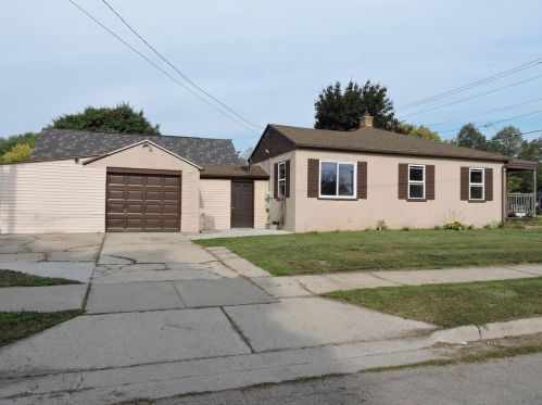 801 9th St, Green Bay, WI 54304-3501