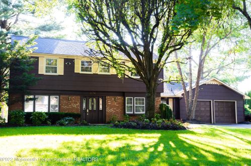 276 Ticonderoga Blvd, East Freehold, NJ 07728-3051
