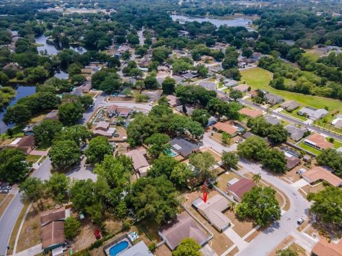 1562 Twin Palms Loop, Lutz FL  33559-6763 exterior