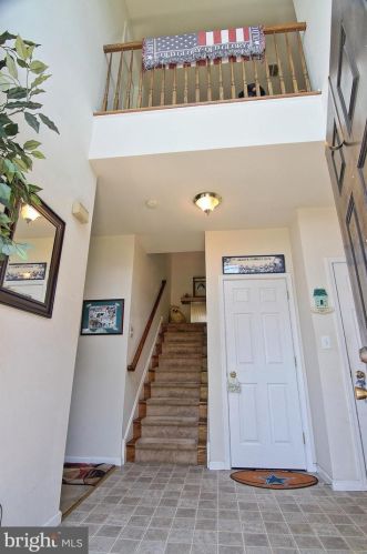 131 Stone Hill Dr, Pottstown, PA 19464-7500