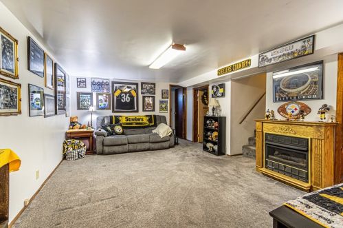 1746 Rose St, New Kensington PA  15068-3629 exterior