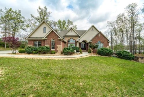 27 Mallard Pt, Crossville, TN 38571-3227