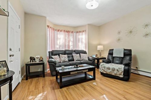 84 Preston St, Providence RI 02906-3816 exterior