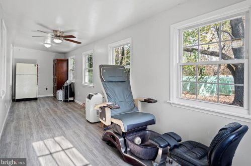 22 Strawbridge Ave, New Castle DE  19720-1501 exterior