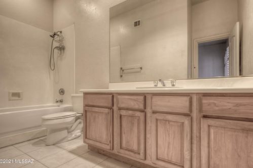 2570 Castle Rock Dr, Tucson AZ exterior