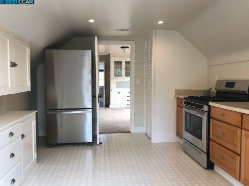 4171 Howe St, Oakland CA  94611-5117 exterior