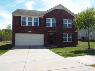 1308 Perga Ct, Greensboro, NC 27406-4790