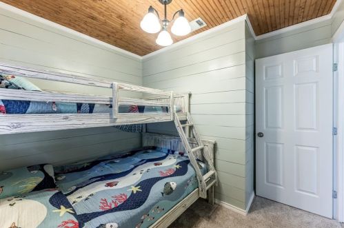 227 Sassafras Dr, Chita TX  75862-6812 exterior